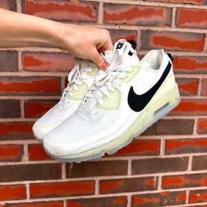 NIKE AIR MAX 90 - Men's - Sail and Sea Glass (DH2973-100) - Size 9.5 / EU 43